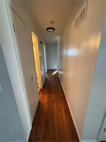 11123 Grand Avenue, Kansas City, MO 64114