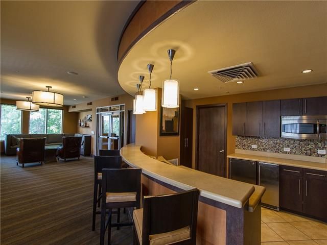 54 Rainey ST 806, Austin, TX 78701