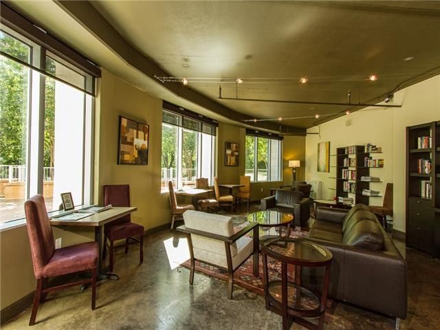 54 Rainey ST 806, Austin, TX 78701