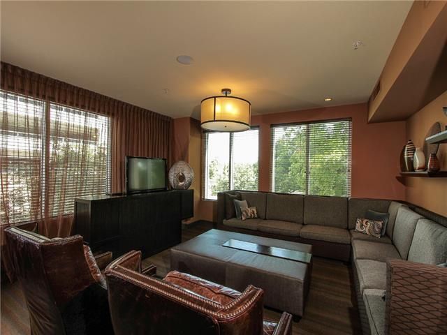 54 Rainey ST 806, Austin, TX 78701