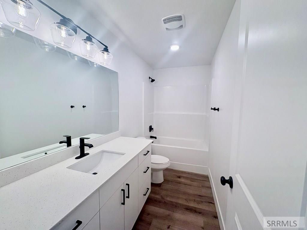 Image 14 of property listing at 1170 Jaylee Drive # 2, Rigby, ID 83442