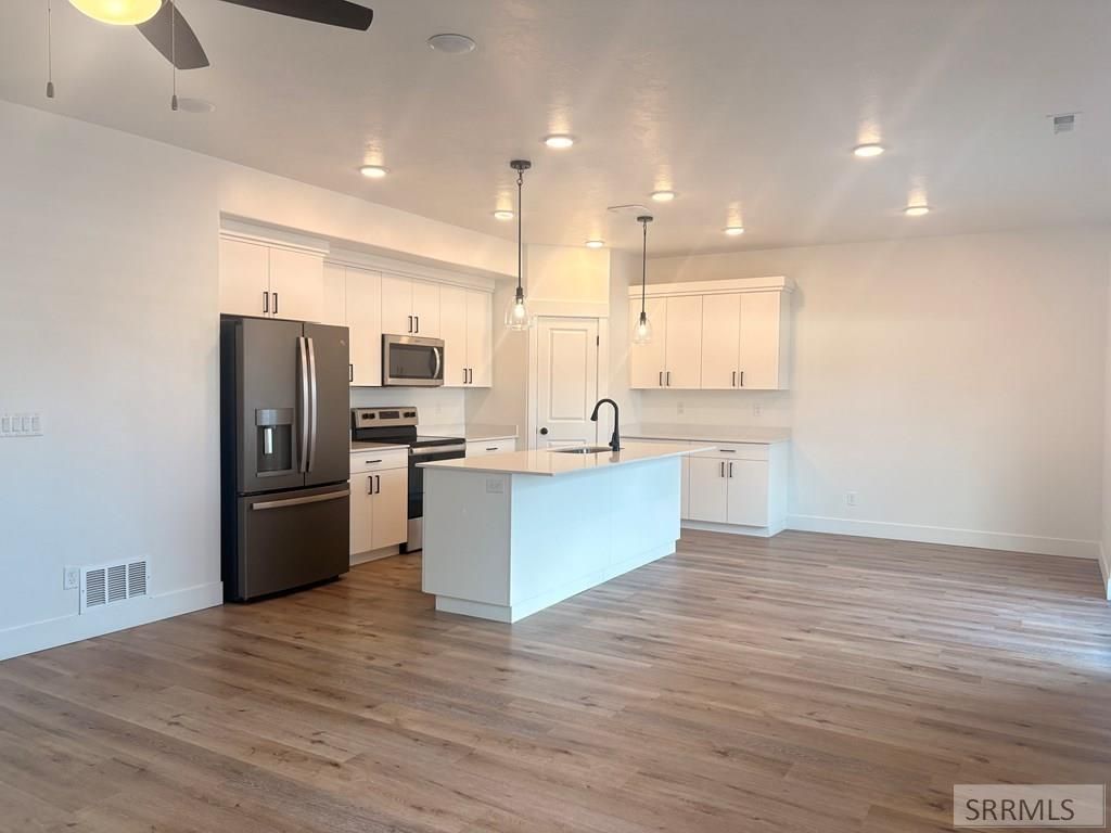 Image 3 of property listing at 1170 Jaylee Drive # 2, Rigby, ID 83442