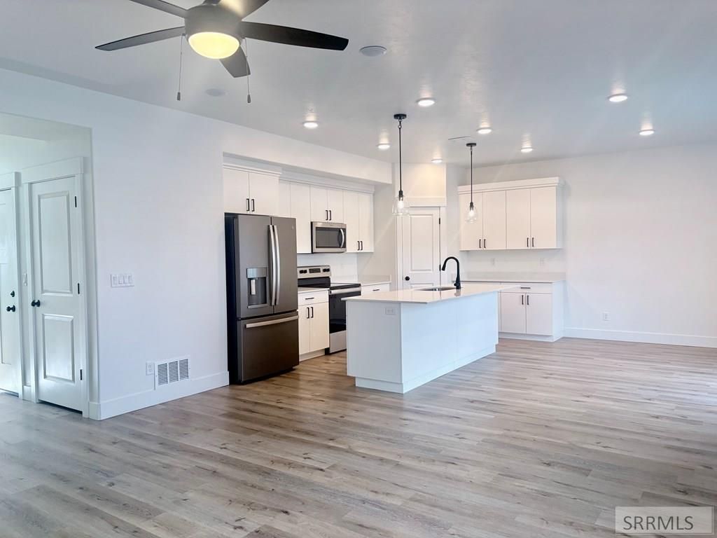Image 4 of property listing at 1170 Jaylee Drive # 2, Rigby, ID 83442