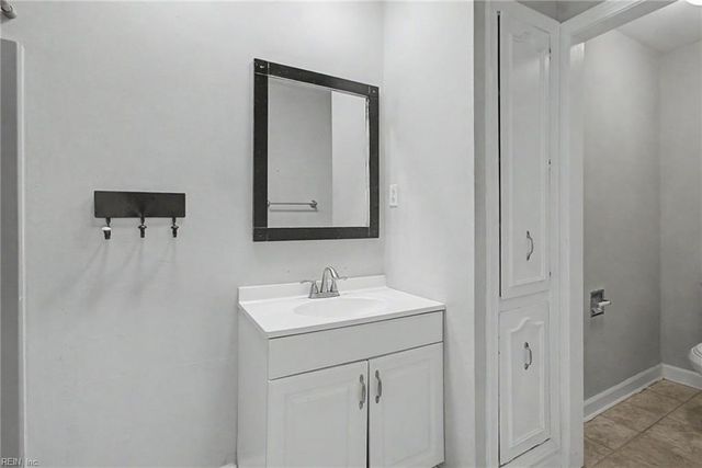 508 Bartell DR, Chesapeake, VA 23322