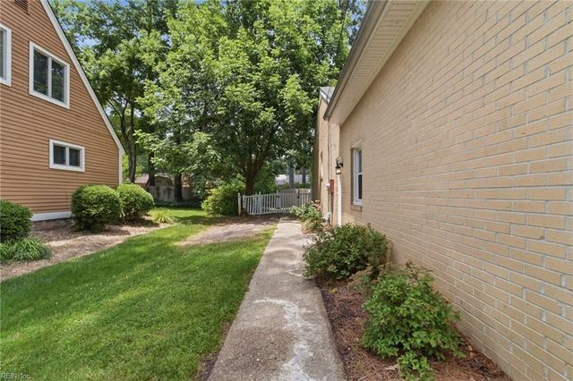 508 Bartell DR, Chesapeake, VA 23322