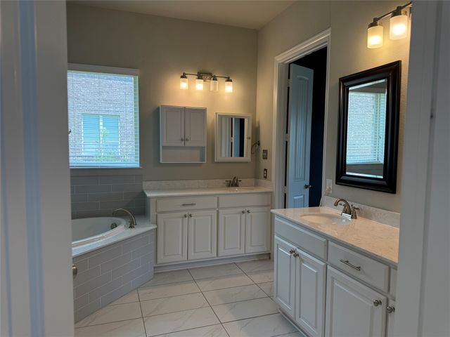 2306 Lamberth Court, Heath, TX 75126