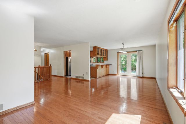 1630 221st Avenue NW, Cedar, MN 55011