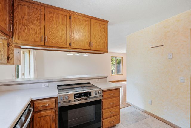 1630 221st Avenue NW, Cedar, MN 55011