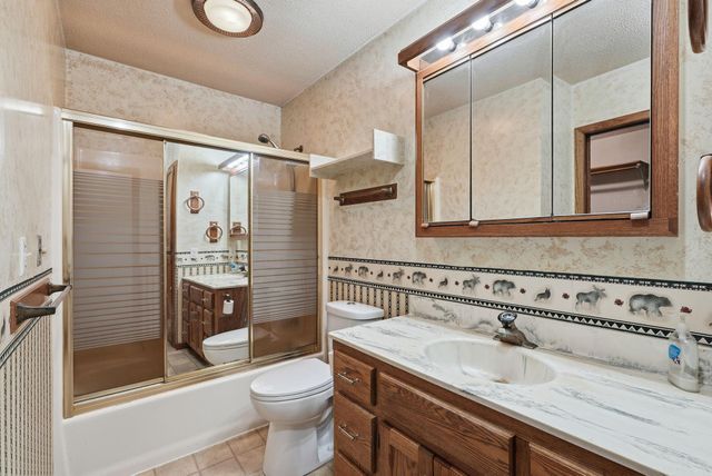 1630 221st Avenue NW, Cedar, MN 55011