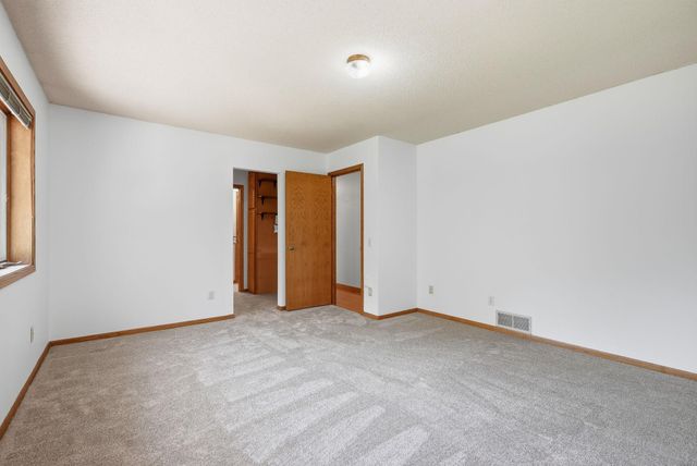 1630 221st Avenue NW, Cedar, MN 55011