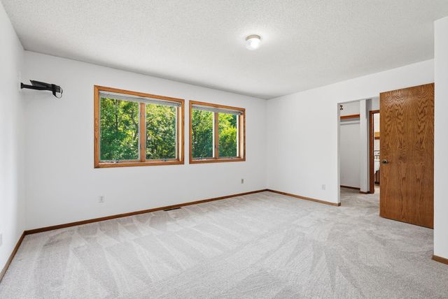 1630 221st Avenue NW, Cedar, MN 55011