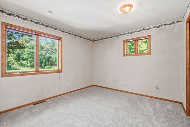 1630 221st Avenue NW, Cedar, MN 55011