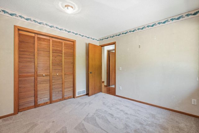 1630 221st Avenue NW, Cedar, MN 55011
