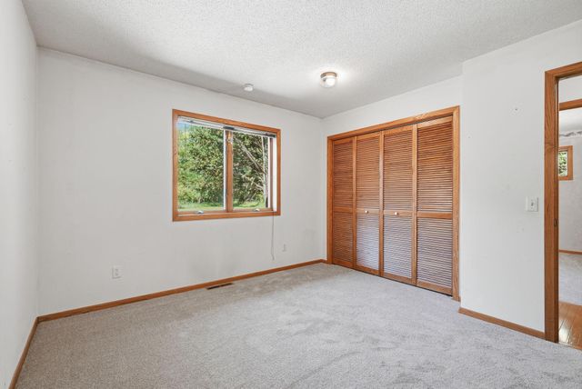 1630 221st Avenue NW, Cedar, MN 55011
