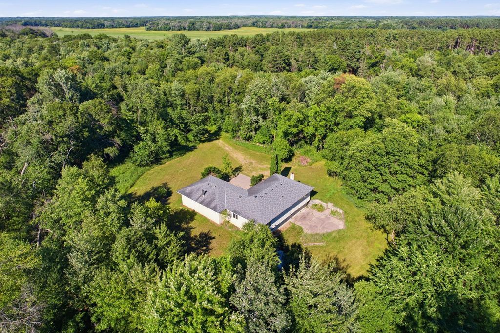 1630 221st Avenue NW, Cedar, MN 55011