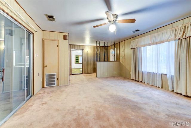 311 Utz Lane, Hazelwood, MO 63042