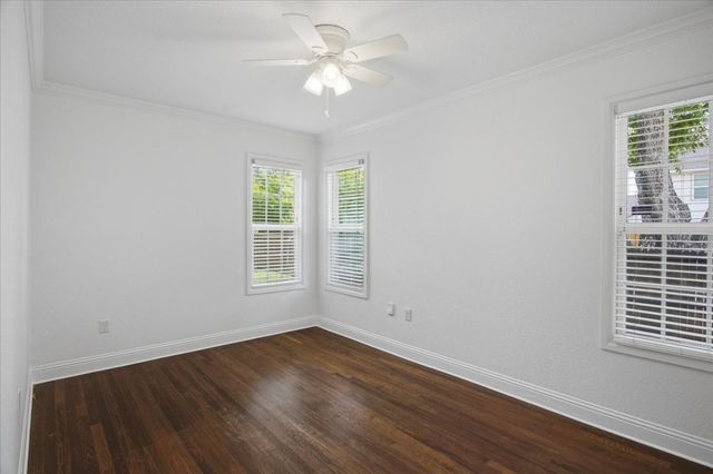 2721 Benbrook Boulevard, Fort Worth, TX 76109