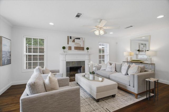 2721 Benbrook Boulevard, Fort Worth, TX 76109