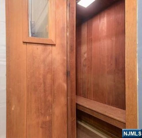 730 Harmon Cove Tower, Secaucus, NJ 07094