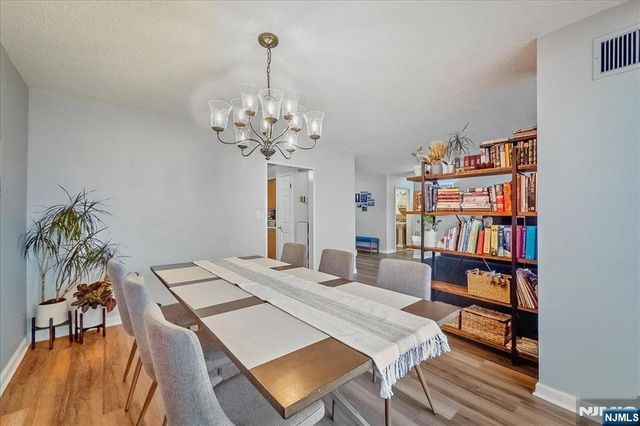 730 Harmon Cove Tower, Secaucus, NJ 07094