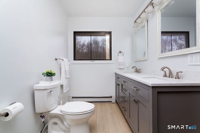 6 Daniels Drive, Danbury, CT 06811