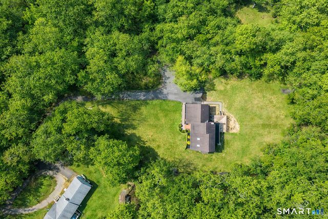 6 Daniels Drive, Danbury, CT 06811