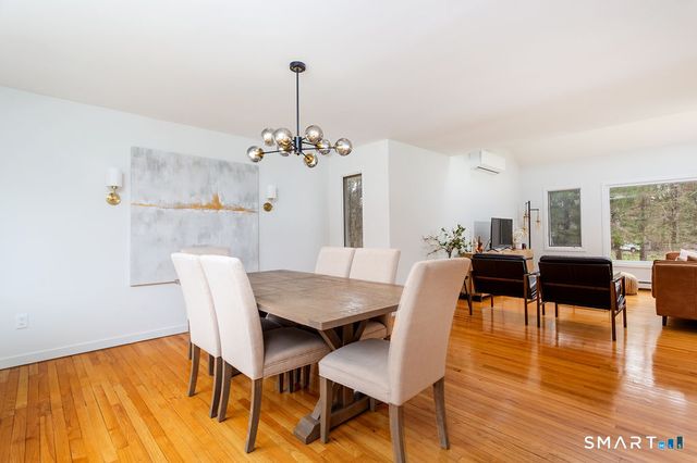 6 Daniels Drive, Danbury, CT 06811