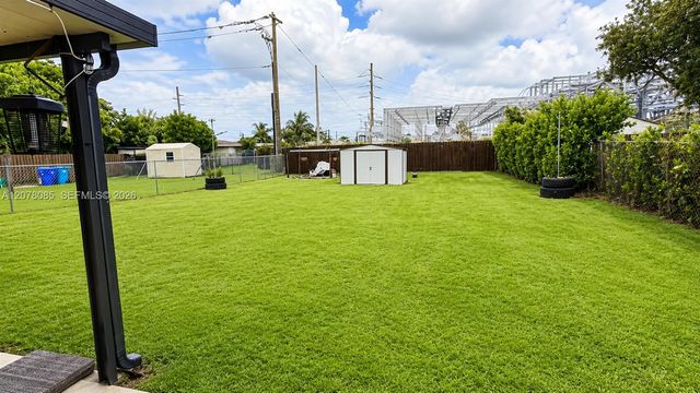 4017 SW 20th Street, West Park, FL 33023