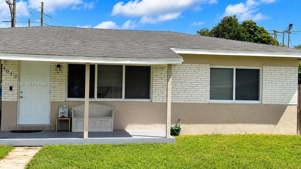4017 SW 20th Street, West Park, FL 33023