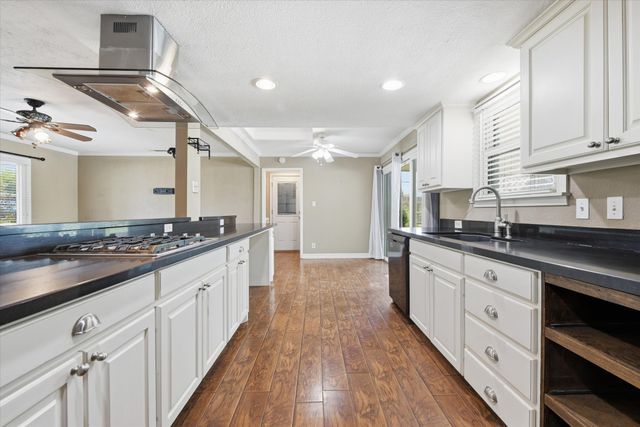 5413 Jerri Lane, Haltom City, TX 76117