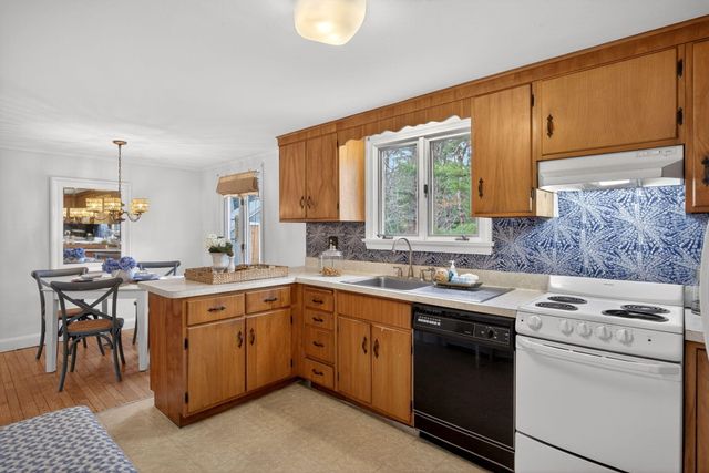 42 Uncle Israel's Road, Orleans, MA 02653
