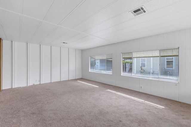 450 E Bradley 89, El Cajon, CA 92021