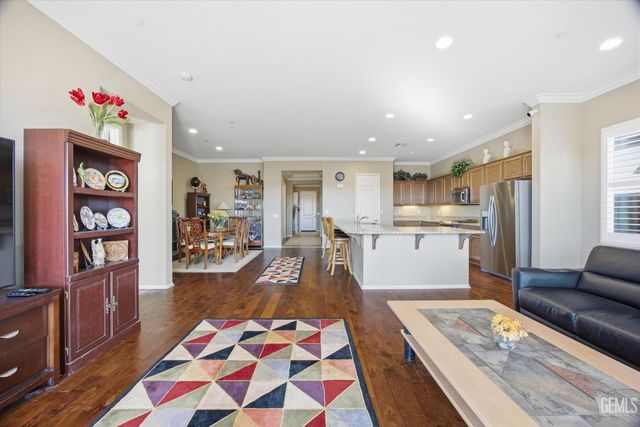 10017 Francois Lane, Bakersfield, CA 93306