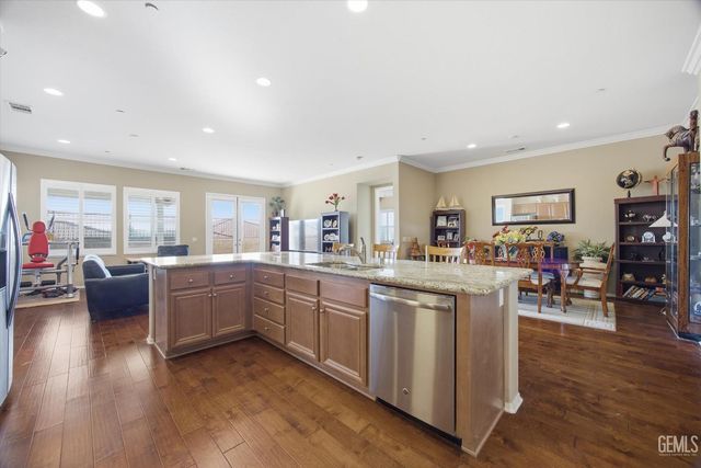 10017 Francois Lane, Bakersfield, CA 93306