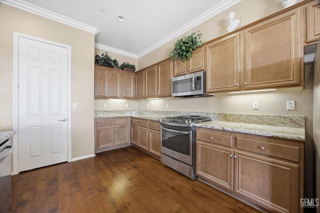 10017 Francois Lane, Bakersfield, CA 93306