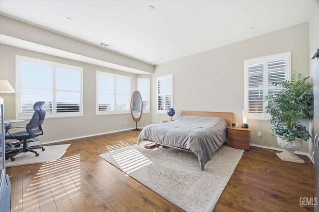 10017 Francois Lane, Bakersfield, CA 93306