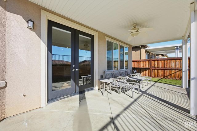 10017 Francois Lane, Bakersfield, CA 93306