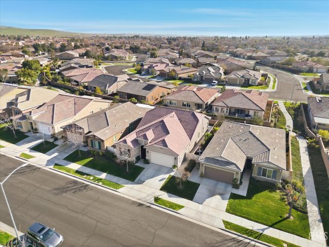 10017 Francois Lane, Bakersfield, CA 93306