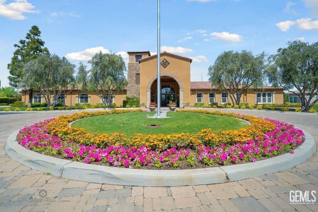 10017 Francois Lane, Bakersfield, CA 93306