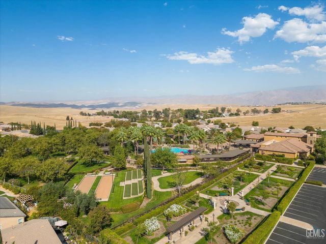 10017 Francois Lane, Bakersfield, CA 93306