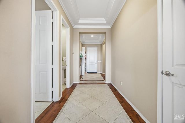 10017 Francois Lane, Bakersfield, CA 93306