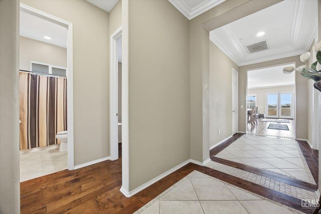 10017 Francois Lane, Bakersfield, CA 93306