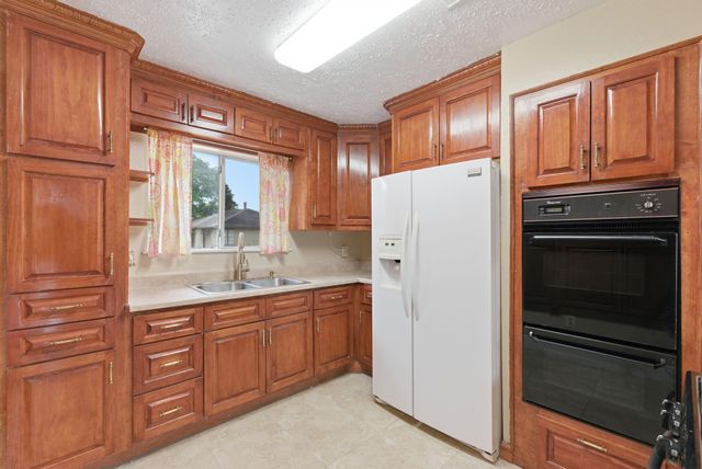 10044 Lasaber Court, Houston, TX 77038