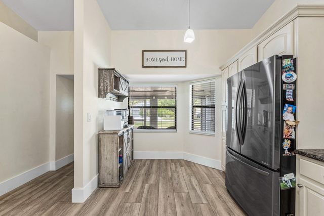 28 Paxford Lane, Boynton Beach, FL 33426