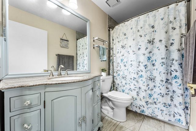 28 Paxford Lane, Boynton Beach, FL 33426