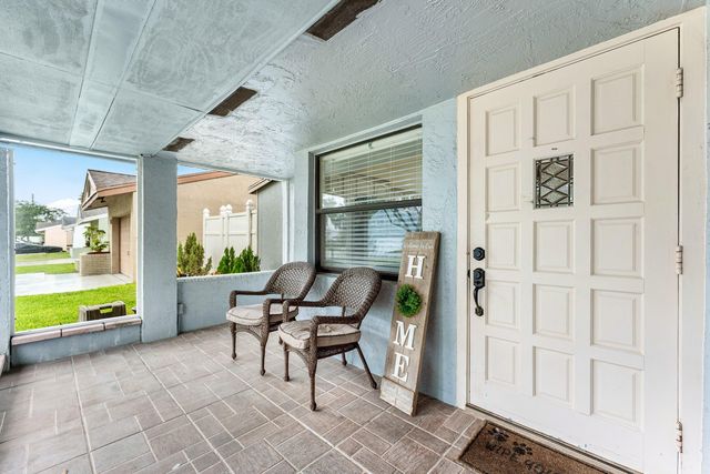 28 Paxford Lane, Boynton Beach, FL 33426
