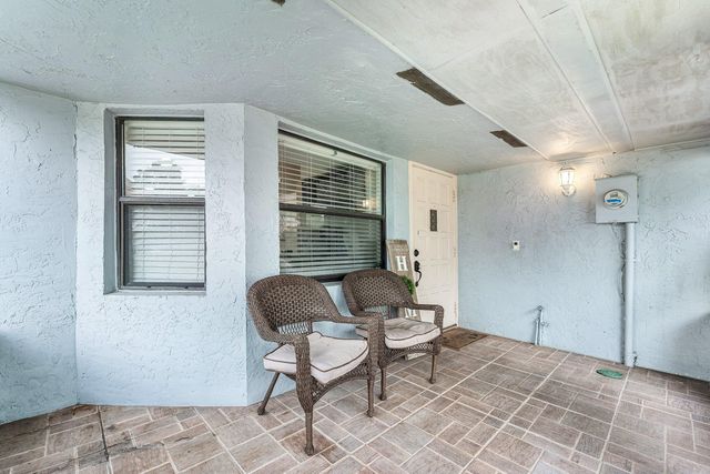 28 Paxford Lane, Boynton Beach, FL 33426