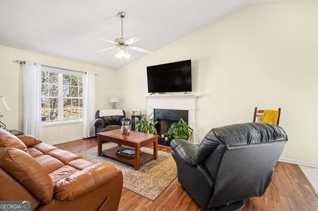 100 Hunter Place, Dallas, GA 30132