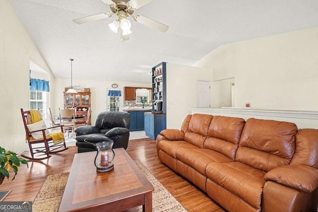 100 Hunter Place, Dallas, GA 30132