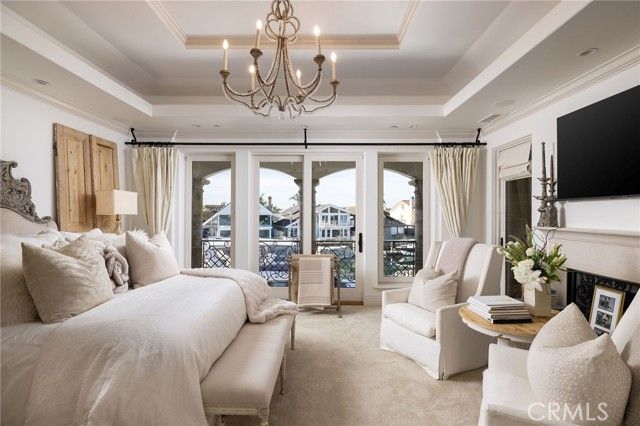 16111 Santa Barbara Lane, Huntington Beach, CA 92649